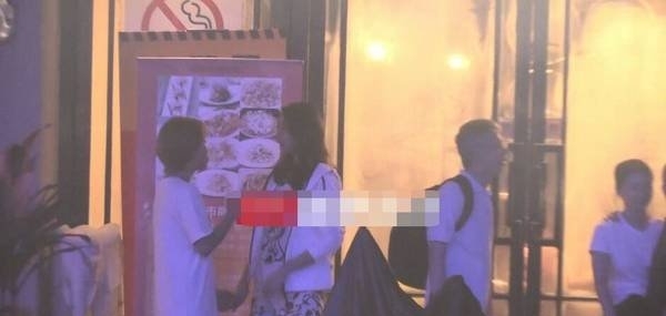 孙红雷升级当爸 老婆疑似怀孕已4月