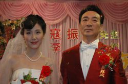 揭秘《情深深》赵薇爹寇振海老婆李婷资料